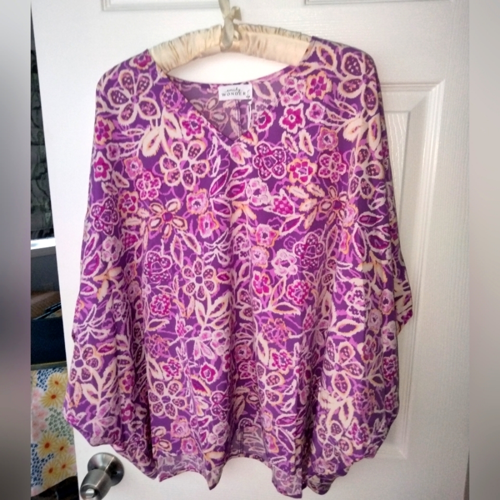 NWT Emily Wonder poncho v neck top beautiful colors S/M oversized